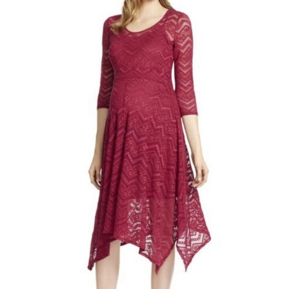 Jessica Simpson Lace Maternity Dress